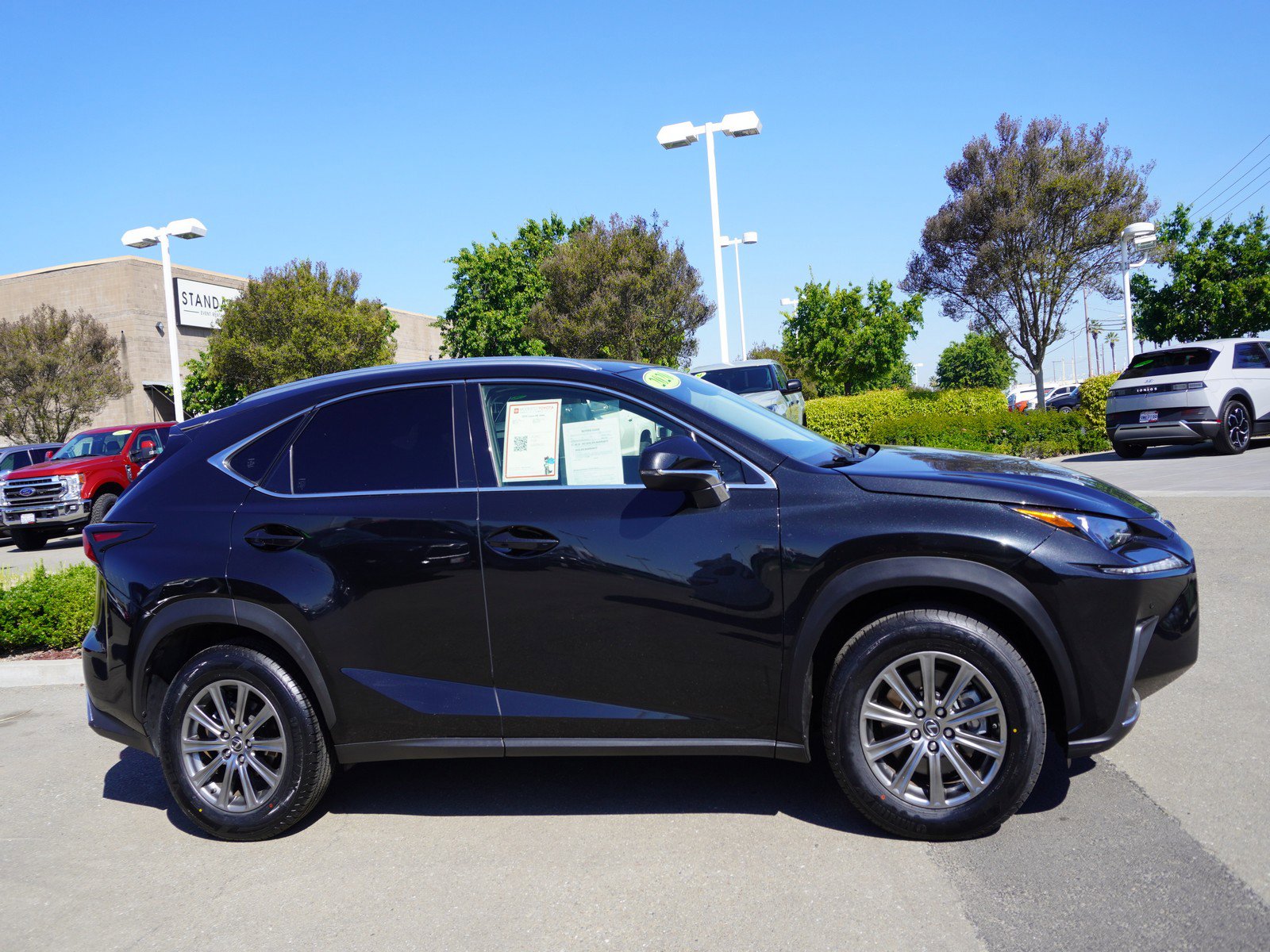 Used 2020 Lexus NX 300h AWD w/ Comfort Package image 4