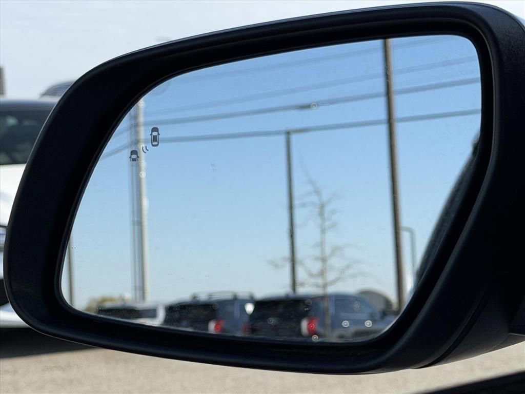 Certified 2023 Hyundai Venue SEL w/ Cargo Package image 26