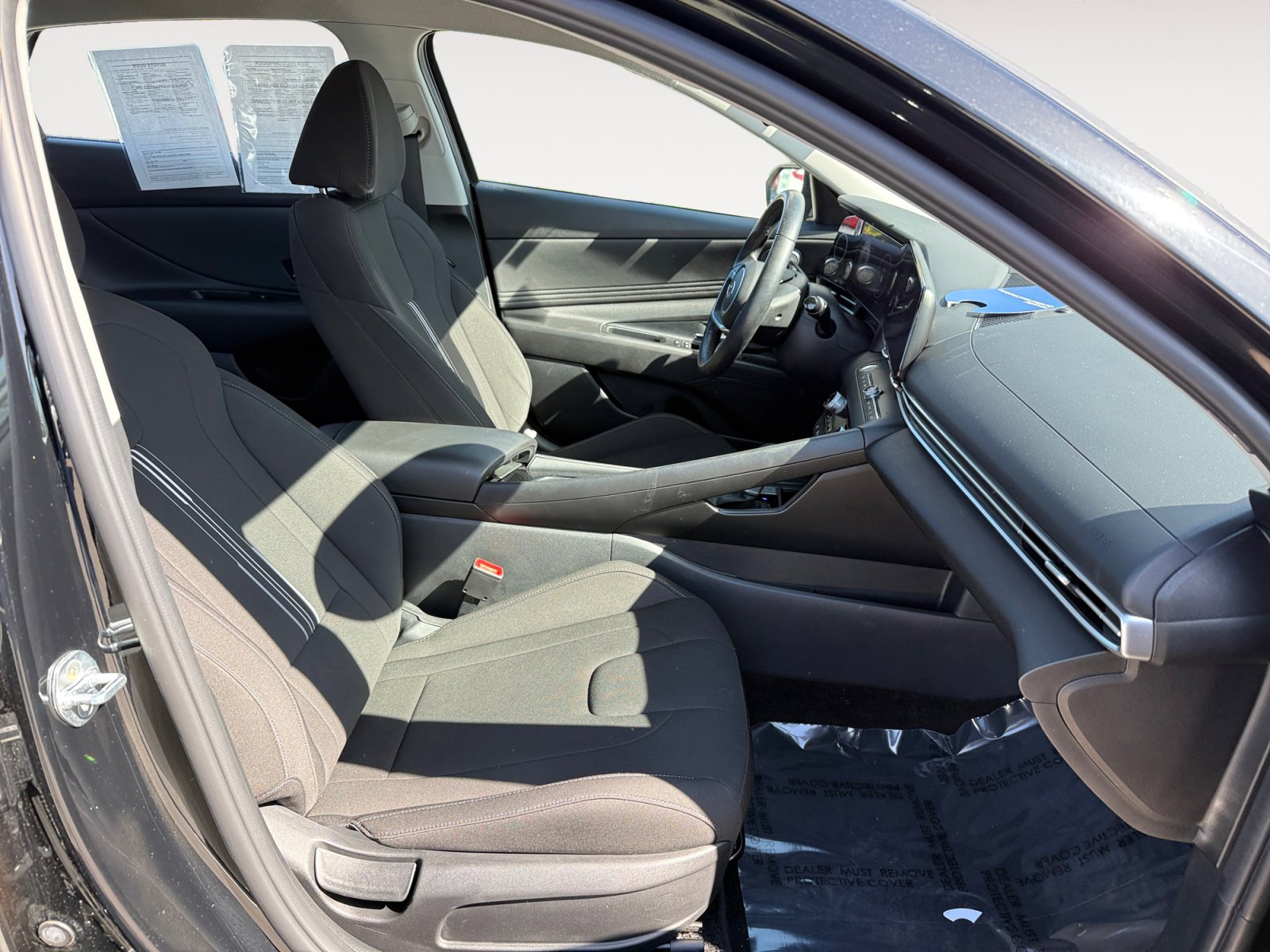 Certified 2023 Hyundai Elantra SEL w/ Convenience Package FWD image 19