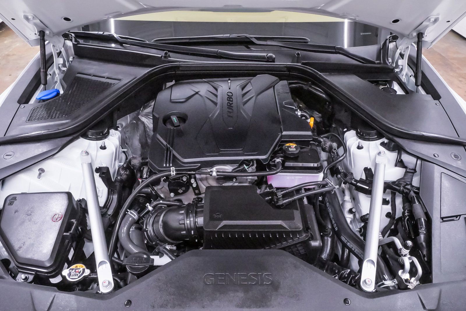 Certified 2025 Genesis G80 2.5T image 25