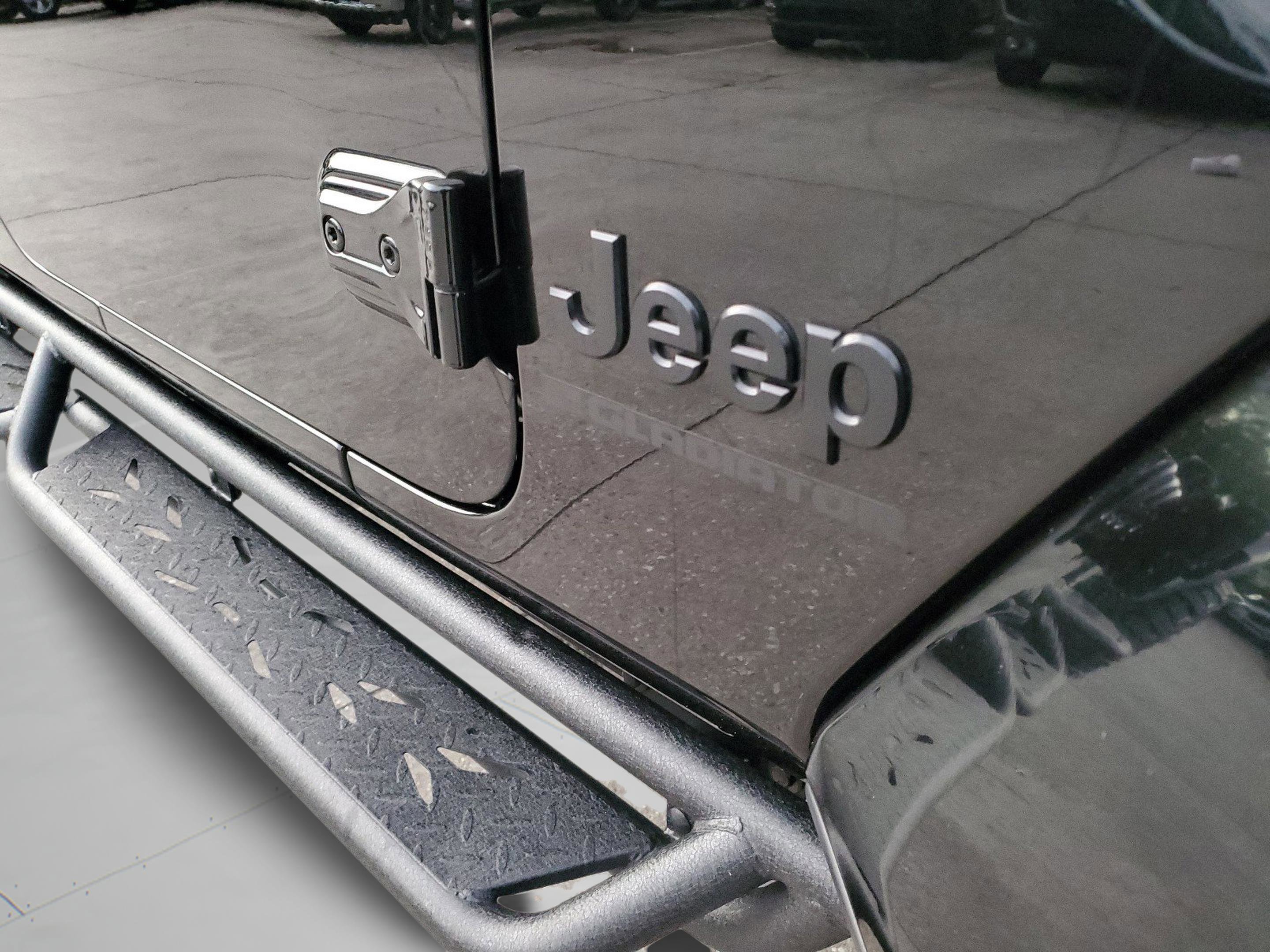 Used 2024 Jeep Gladiator Sport image 6