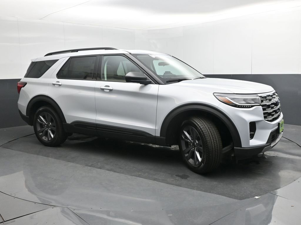 New 2026 Ford Explorer Active image 7