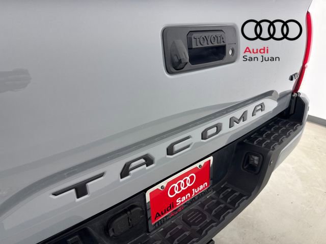 Used 2019 Toyota Tacoma TRD Off-Road w/ Technology Package image 14