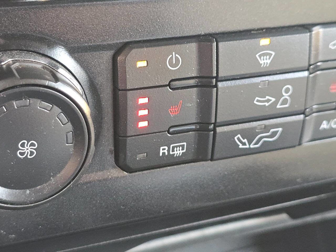 Used 2016 Ford F150 XLT w/ Equipment Group 302A Luxury image 26