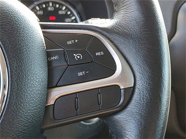 Used 2022 Jeep Renegade Latitude w/ Convenience Group image 22