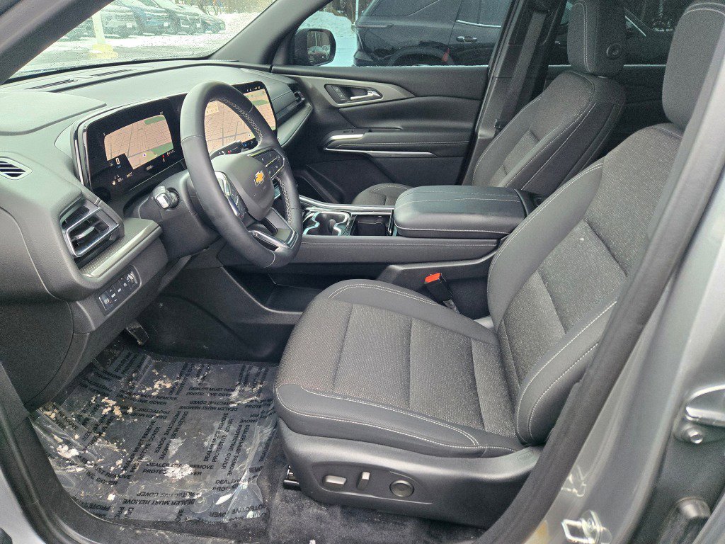 Certified 2024 Chevrolet Traverse LT w/ LPO, Floor Liner Package image 21