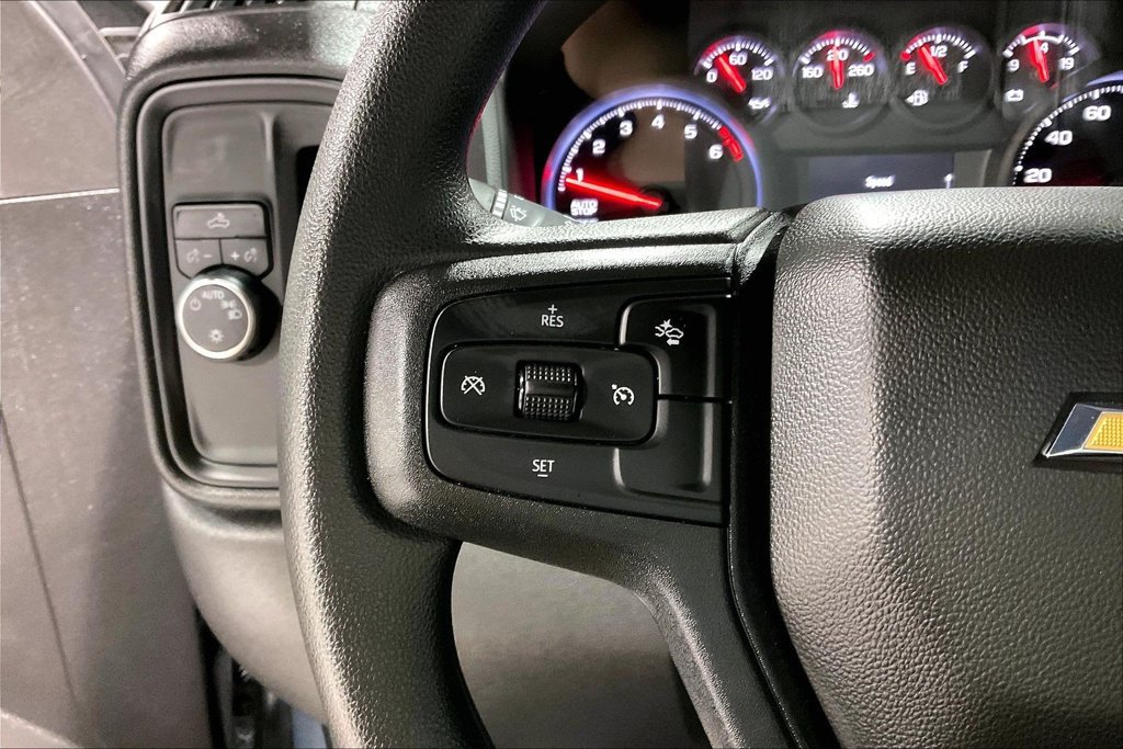 Used 2026 Chevrolet Silverado 1500 Custom RWD image 23