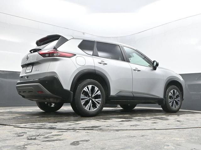 Used 2023 Nissan Rogue SV image 38
