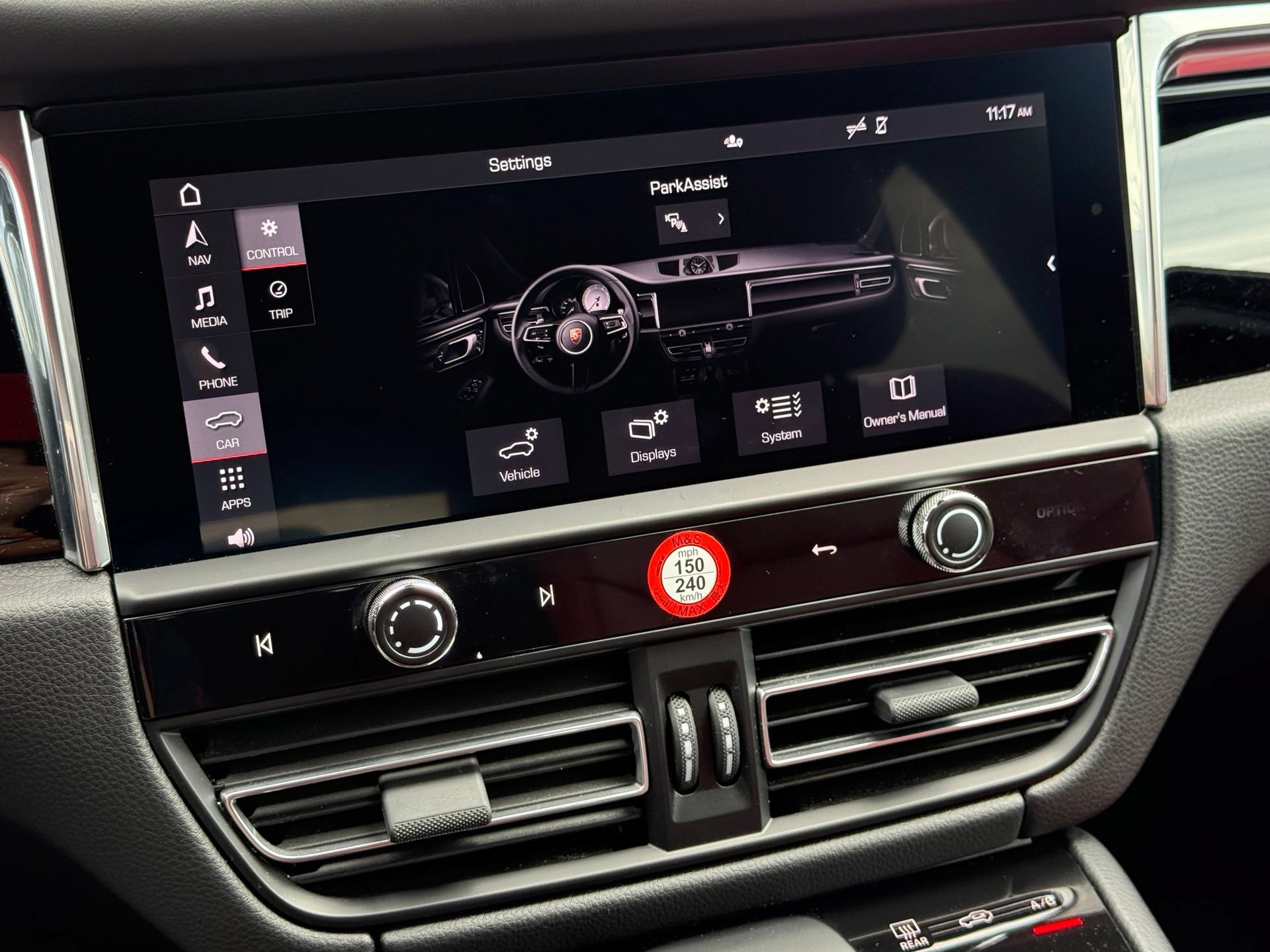 New 2025 Porsche Macan AWD/4WD image 22