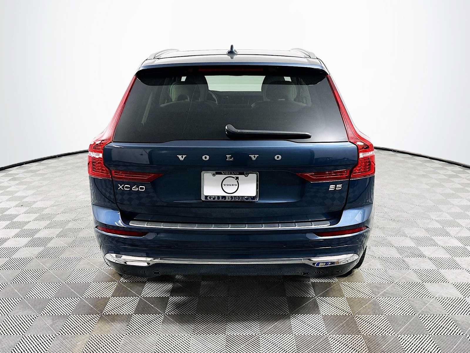 Used 2023 Volvo XC60 B5 Plus w/ Protection Package Premier FWD image 6