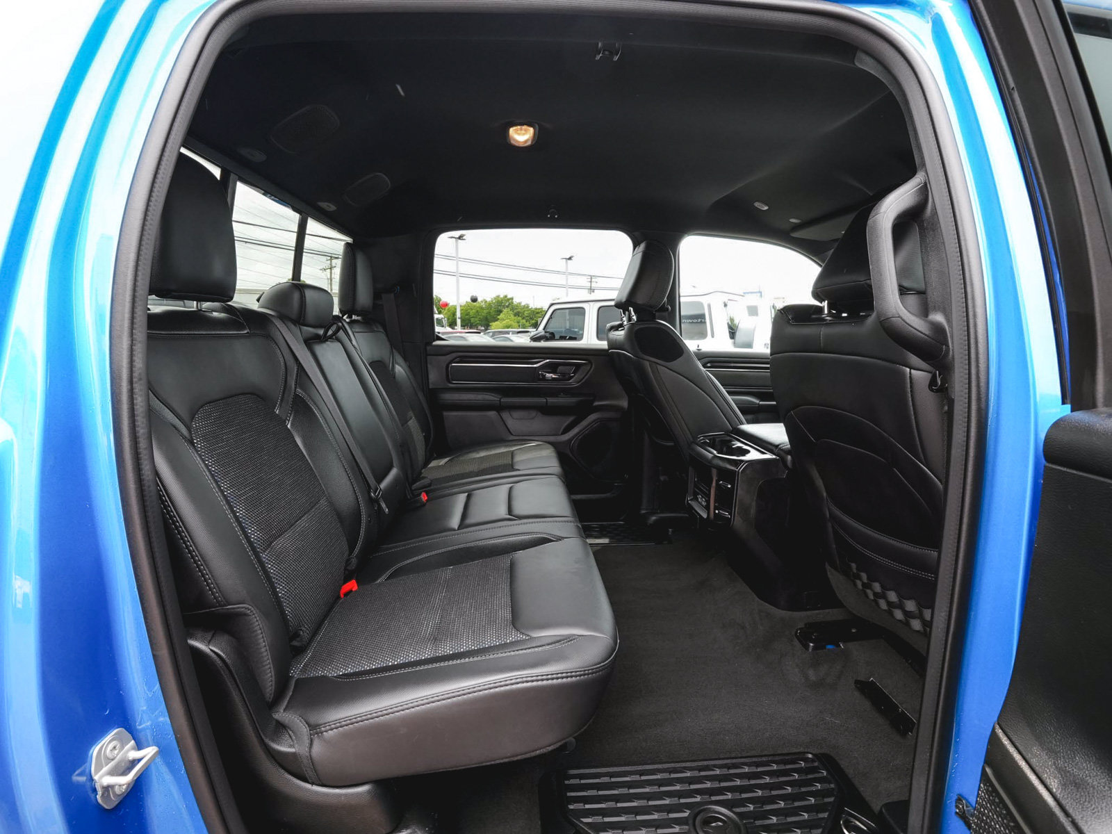 Used 2023 RAM 1500 Big Horn AWD/4WD image 36