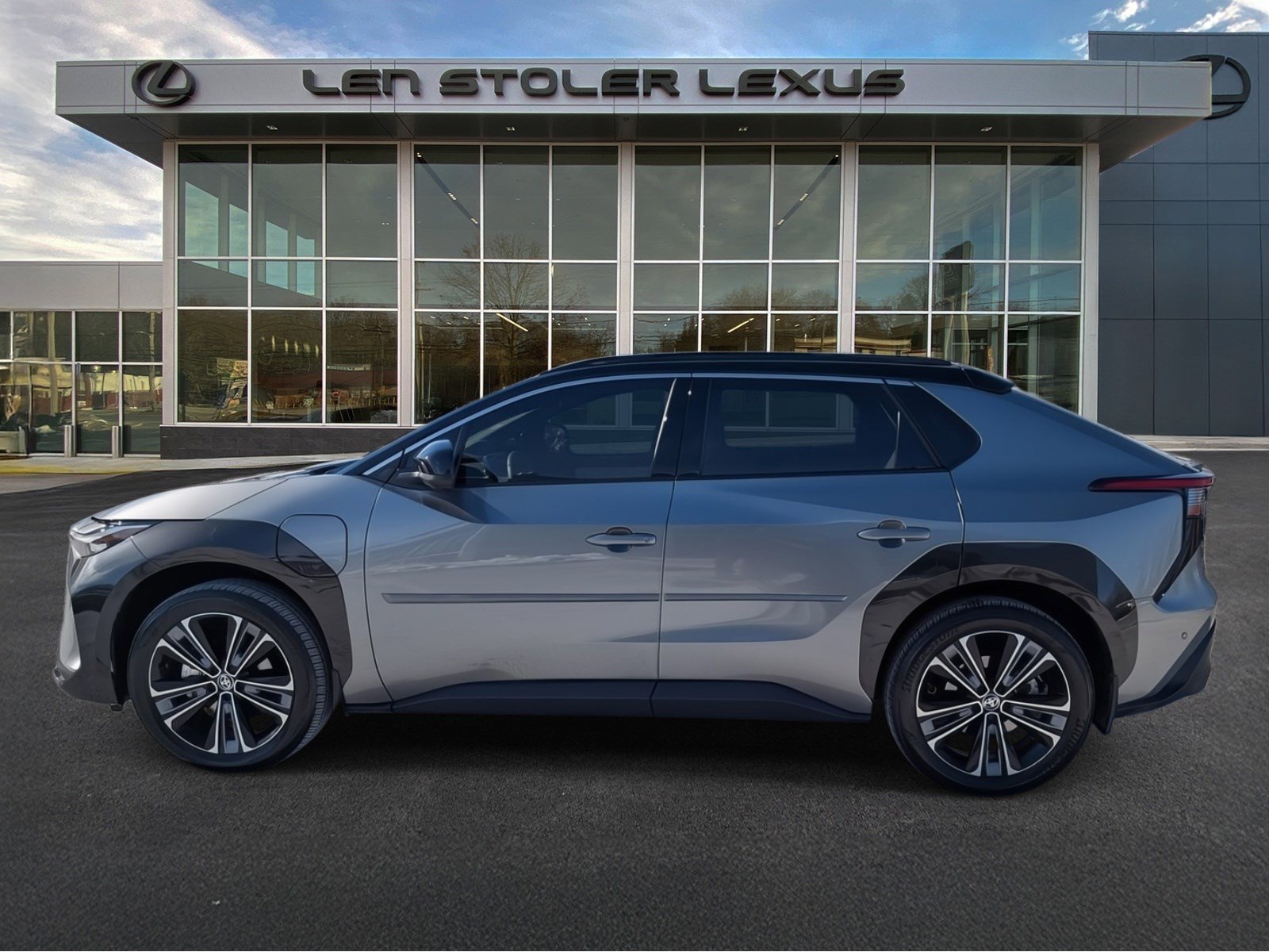 Used 2024 Toyota bZ4X Limited image 6