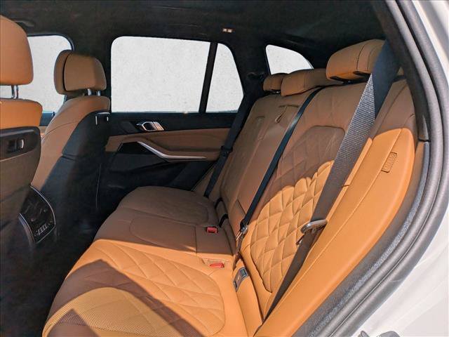 New 2026 BMW X5 xDrive40i AWD/4WD image 16