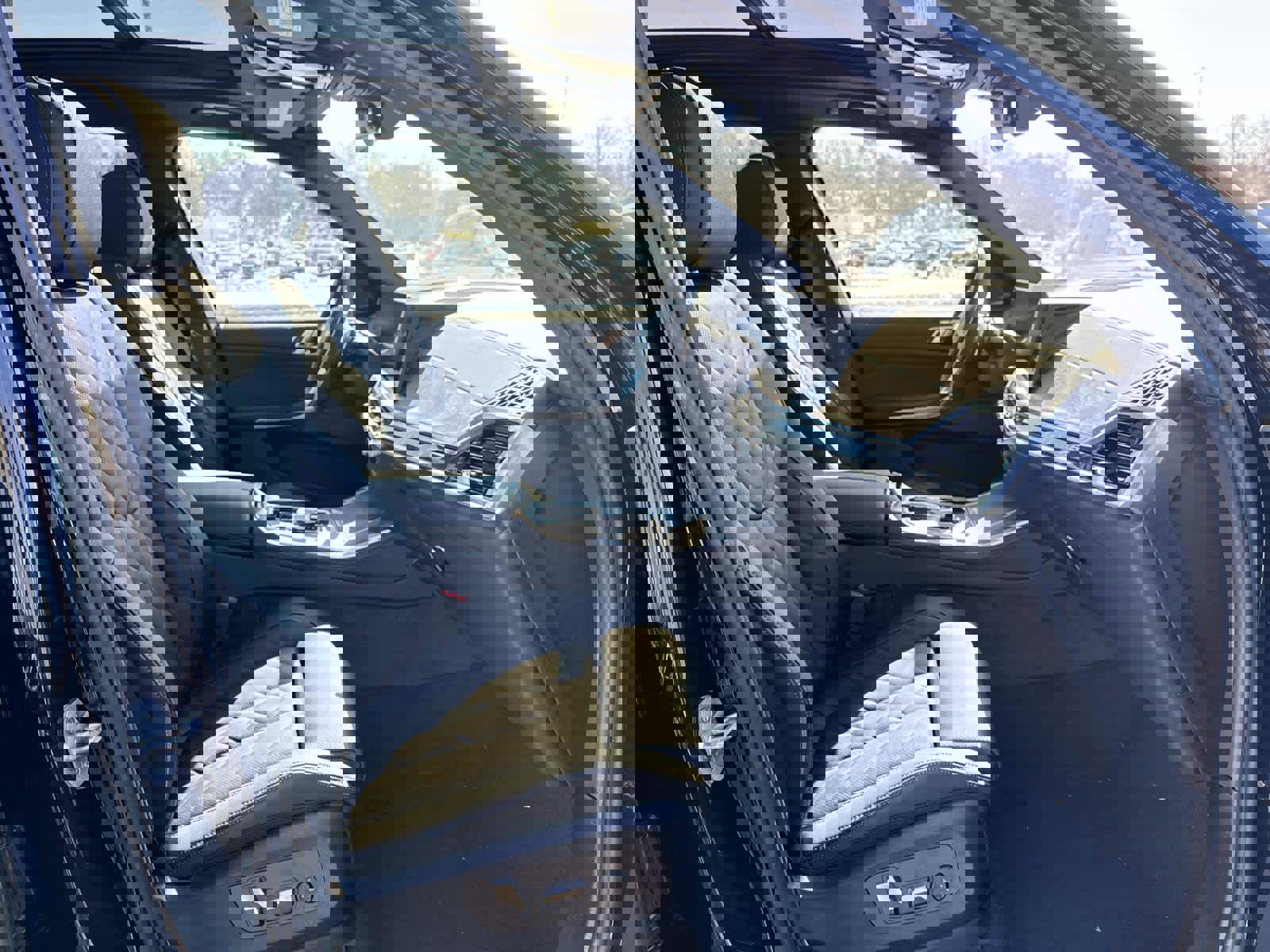 New 2026 BMW X5 xDrive40i w/ Premium Package image 16