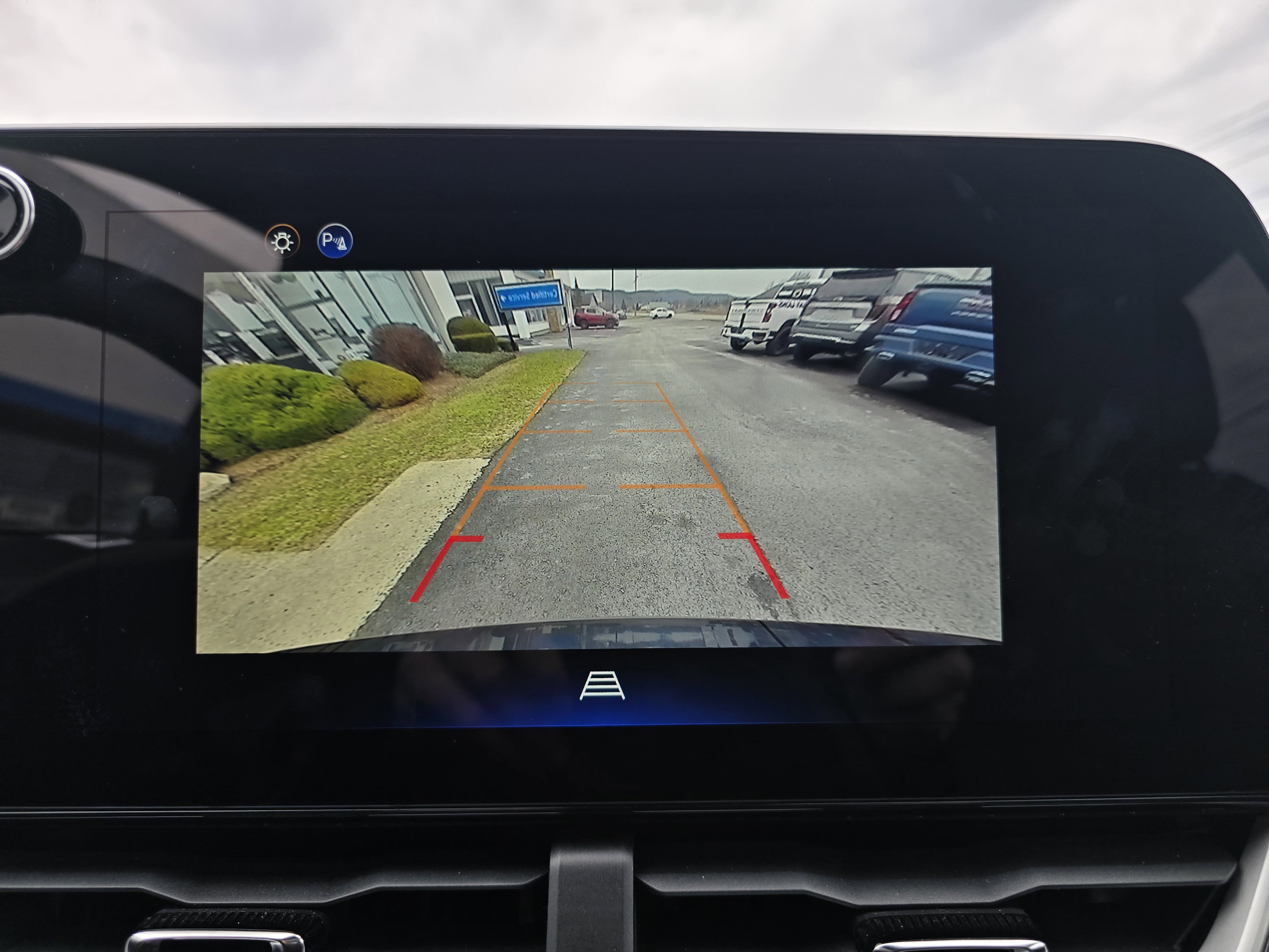 Used 2025 Chevrolet Equinox LT image 29