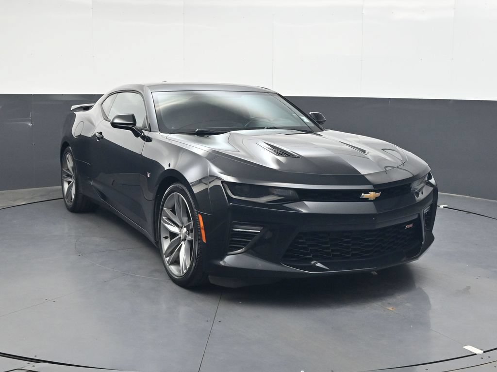 Used 2017 Chevrolet Camaro SS RWD video 2