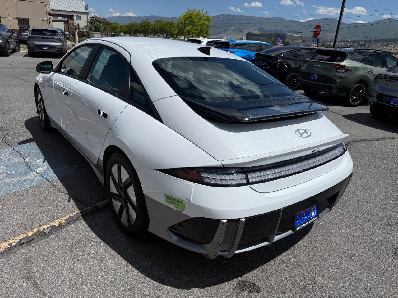 Used 2023 Hyundai Ioniq 6 SE AWD/4WD image 5