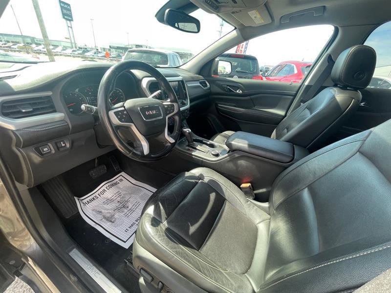 Used 2019 GMC Acadia SLT AWD/4WD image 11