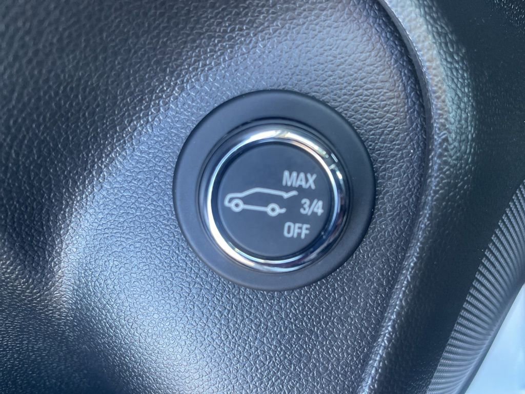 Used 2022 Buick Encore GX Essence w/ Experience Buick Package image 26