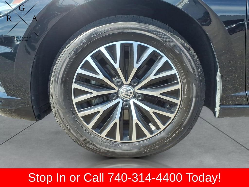 Used 2020 Volkswagen Jetta SE w/ SE Cold Weather Package FWD image 9