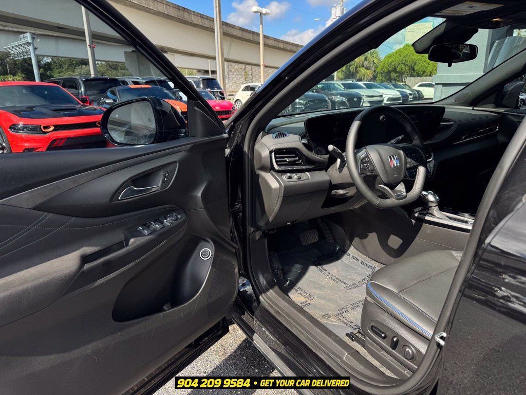 Used 2024 Buick Envista Sport Touring w/ Convenience I Package FWD image 22