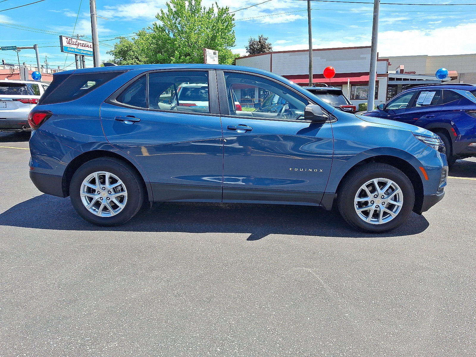 Used 2024 Chevrolet Equinox LS AWD/4WD image 6
