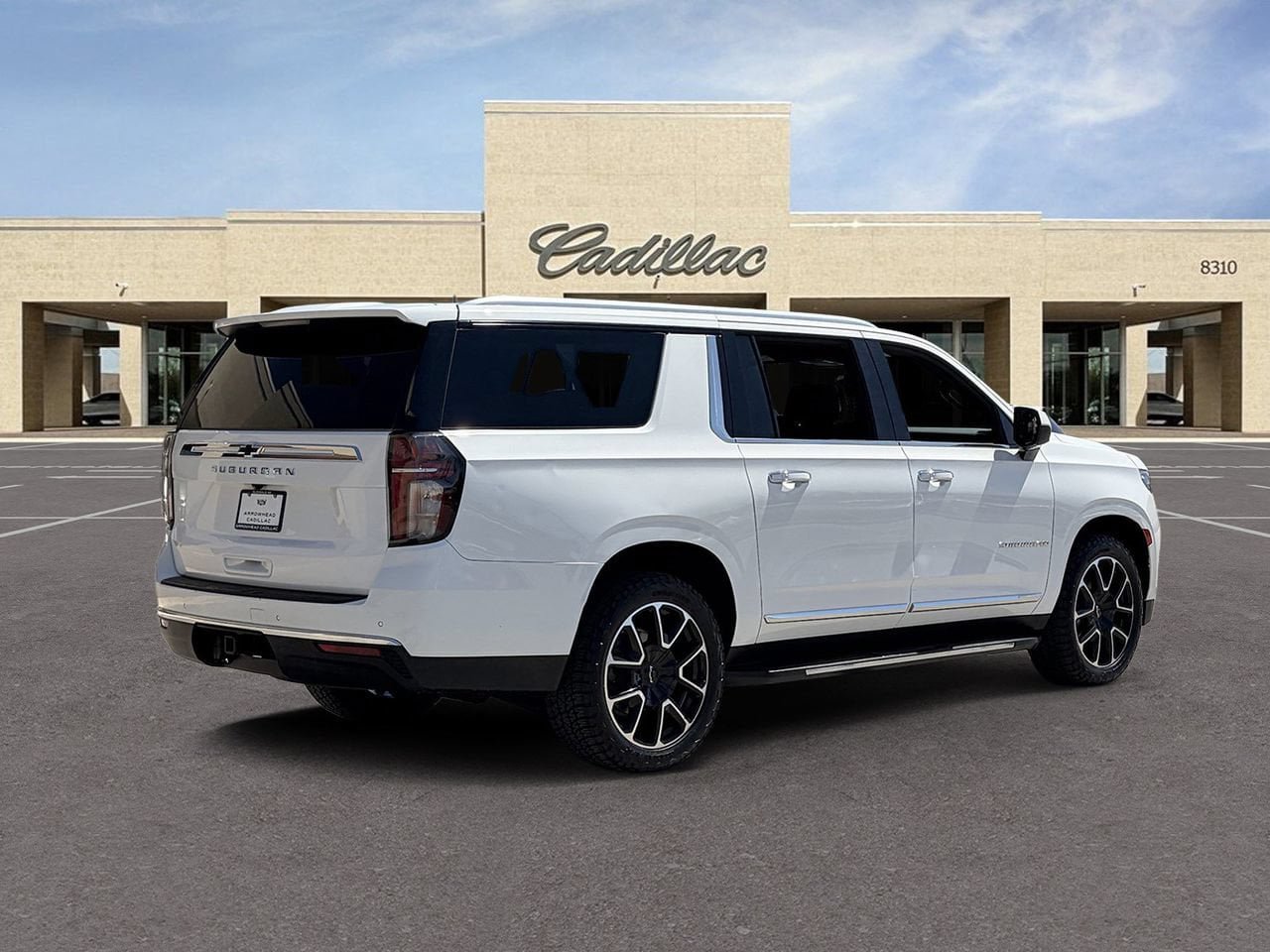 Used 2021 Chevrolet Suburban LS RWD image 5