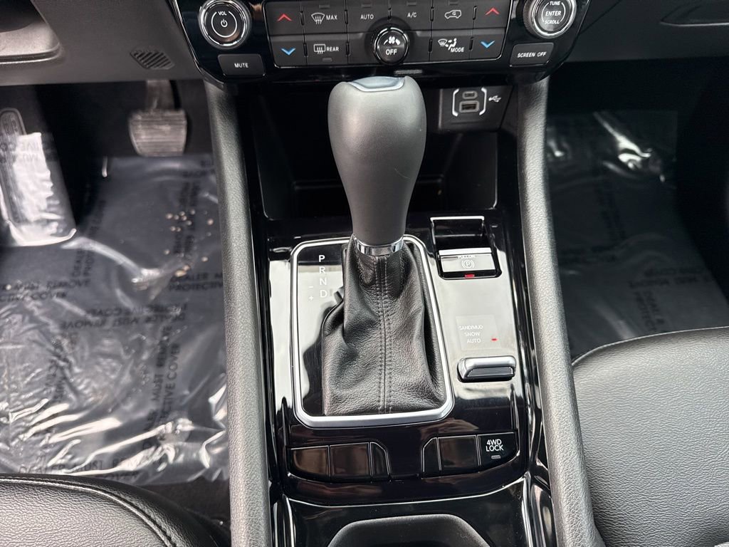 Certified 2024 Jeep Compass Limited image 14