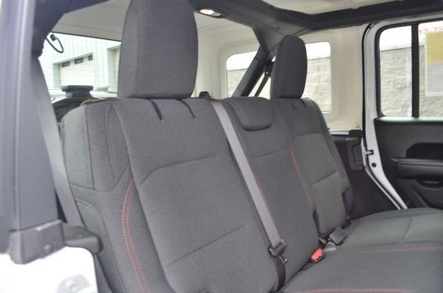 Used 2025 Jeep Wrangler Unlimited Rubicon image 33