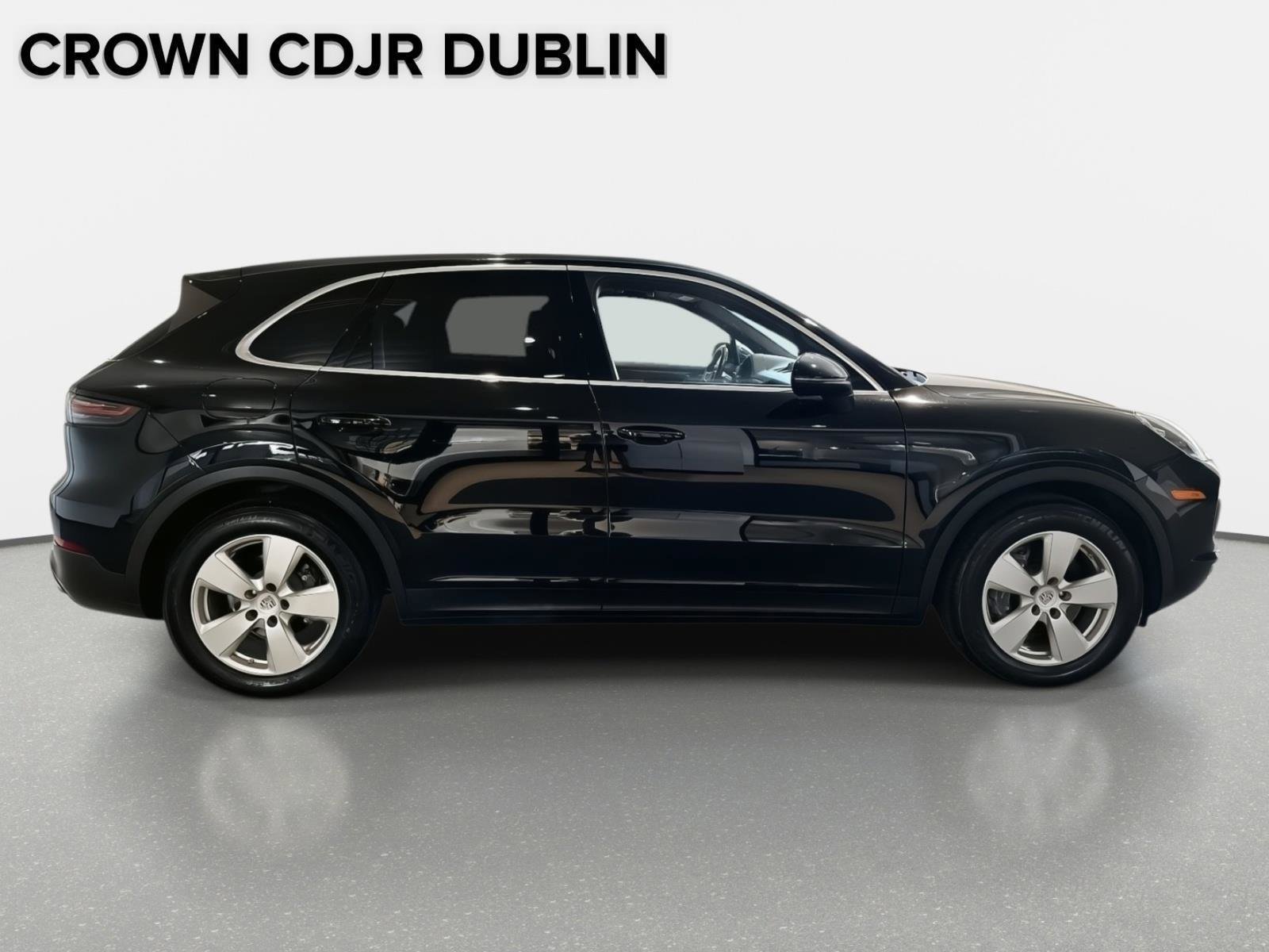 Used 2022 Porsche Cayenne image 8