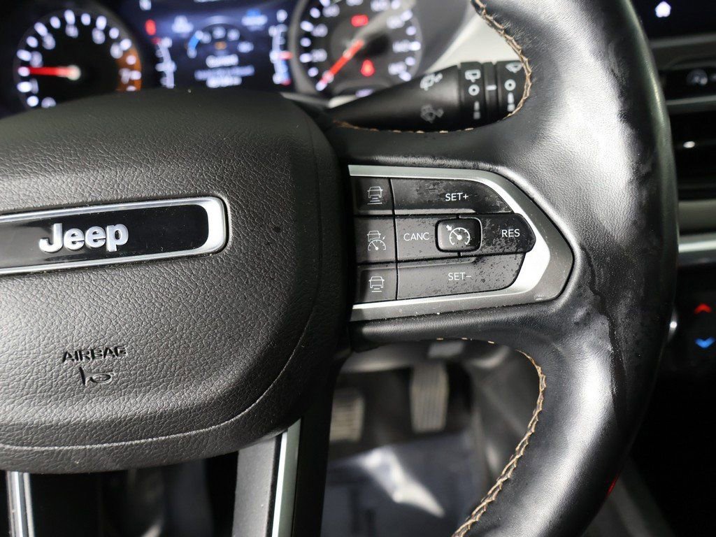 Used 2022 Jeep Compass Limited image 41