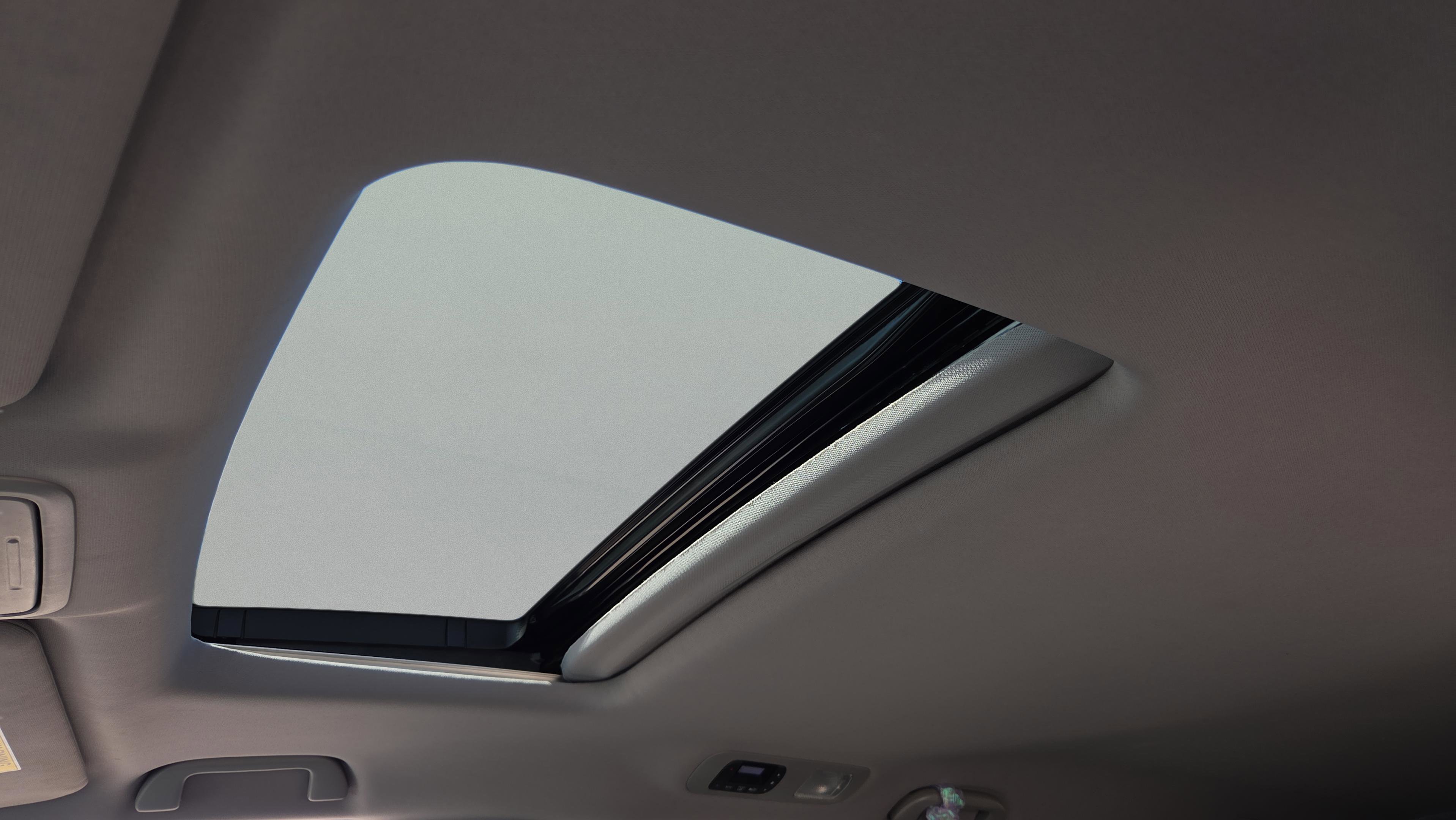 Certified 2023 Honda Odyssey EX-L image 13