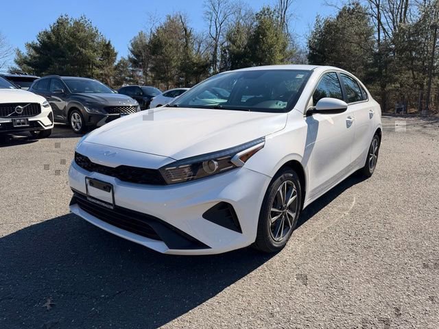 Used 2024 Kia Forte LXS image 1