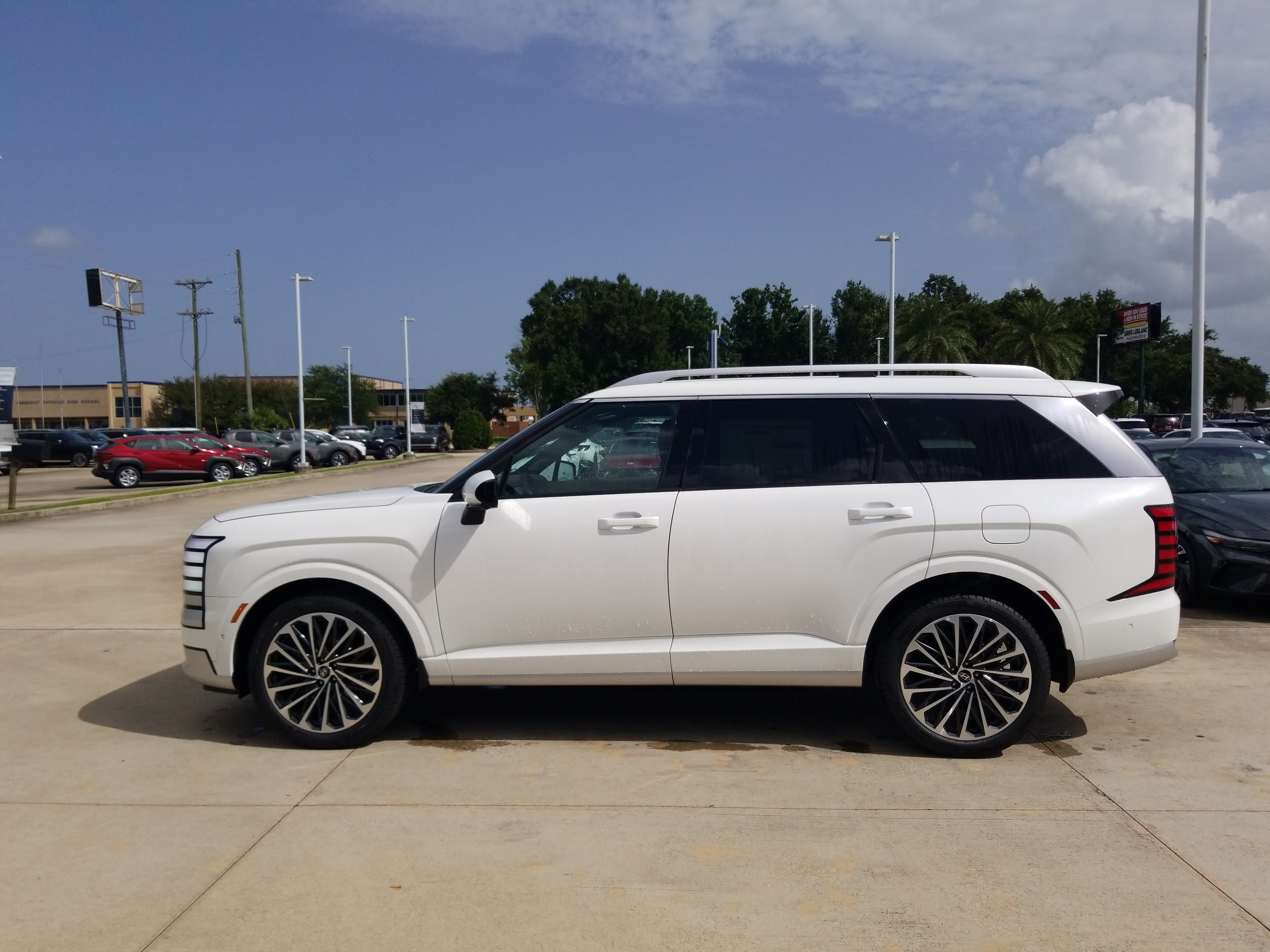 New 2026 Hyundai Palisade Calligraphy AWD/4WD image 4