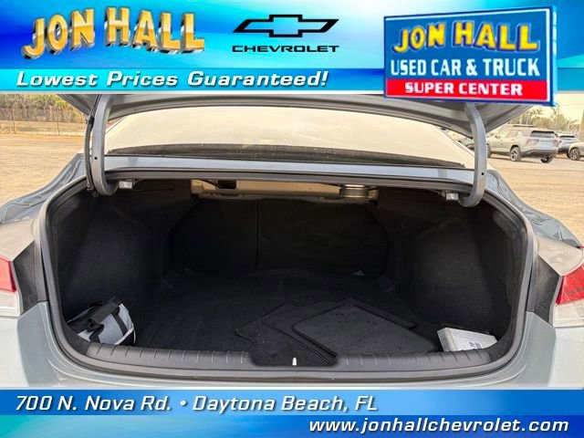 Used 2023 Hyundai Elantra Limited image 11