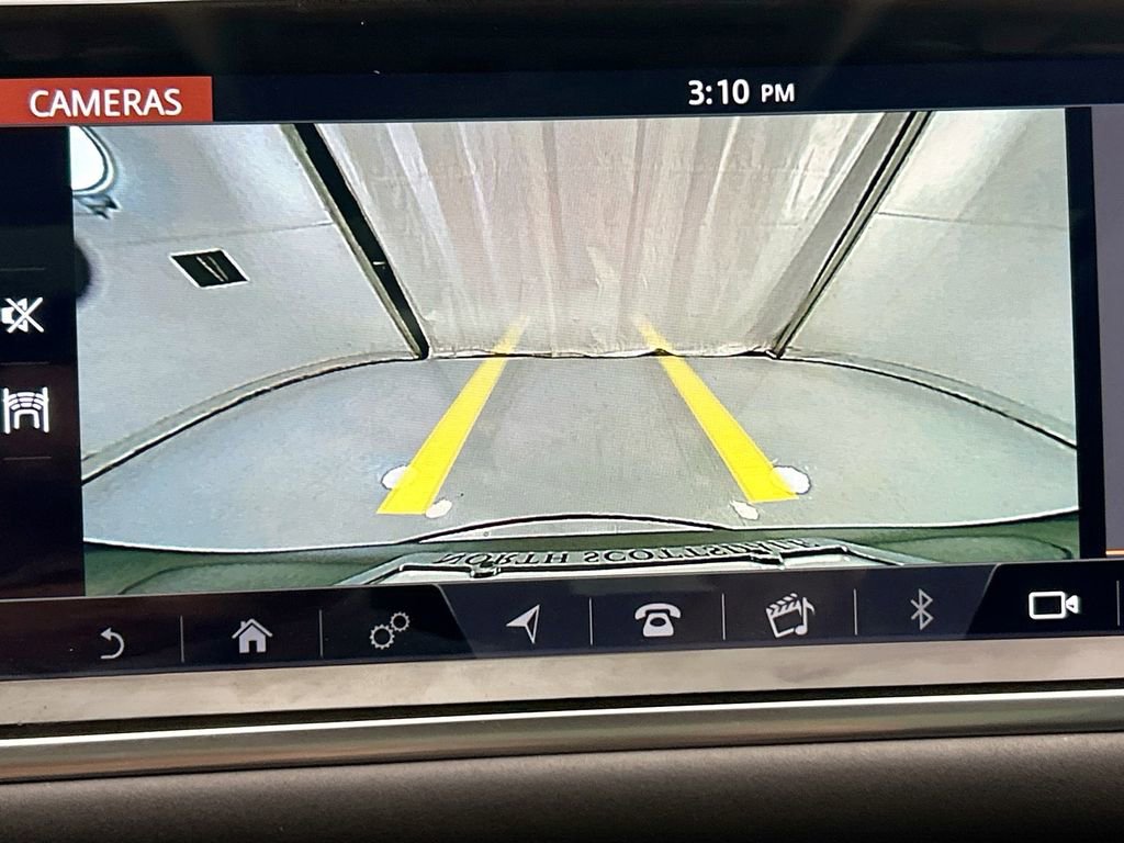 Used 2020 Land Rover Range Rover Evoque SE image 15