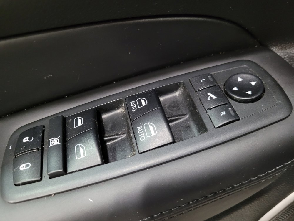 Used 2019 Jeep Grand Cherokee High Altitude AWD/4WD image 27