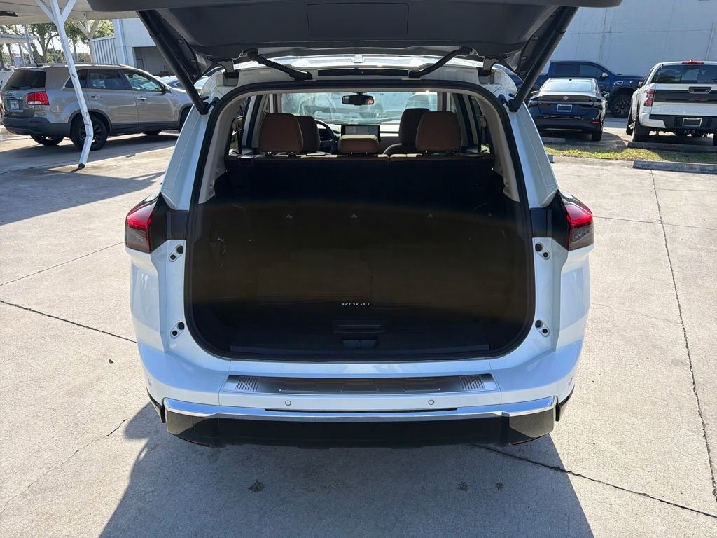 Used 2024 Nissan Rogue Platinum w/ Platinum Premium Package image 34