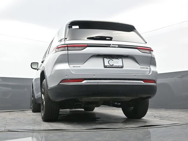 Used 2022 Jeep Grand Cherokee Limited image 57