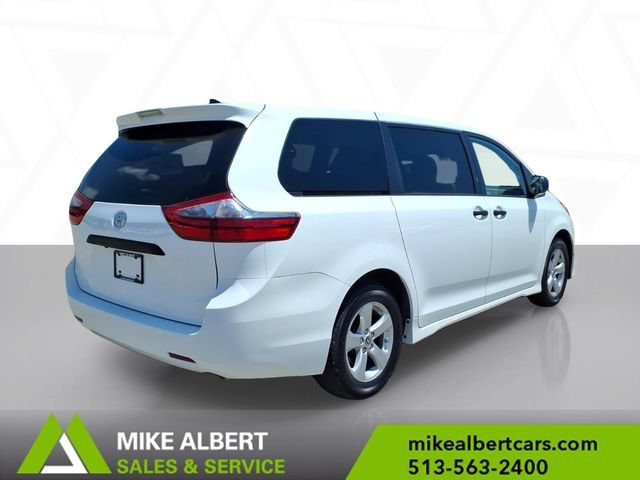 Used 2020 Toyota Sienna L FWD image 7
