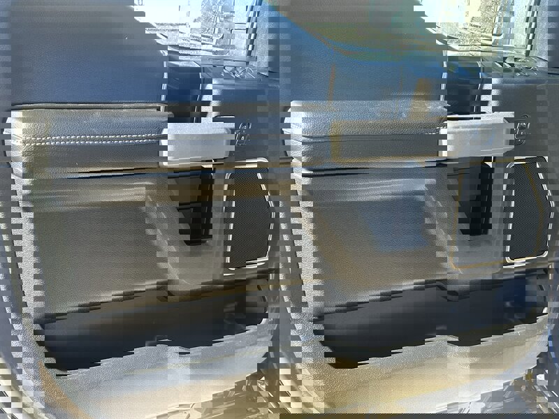 Used 2018 Ford F150 Raptor w/ Equipment Group 802A Luxury image 33