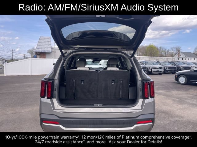 Certified 2025 Kia Sorento EX w/ EX Panoramic Sunroof Package AWD/4WD image 14