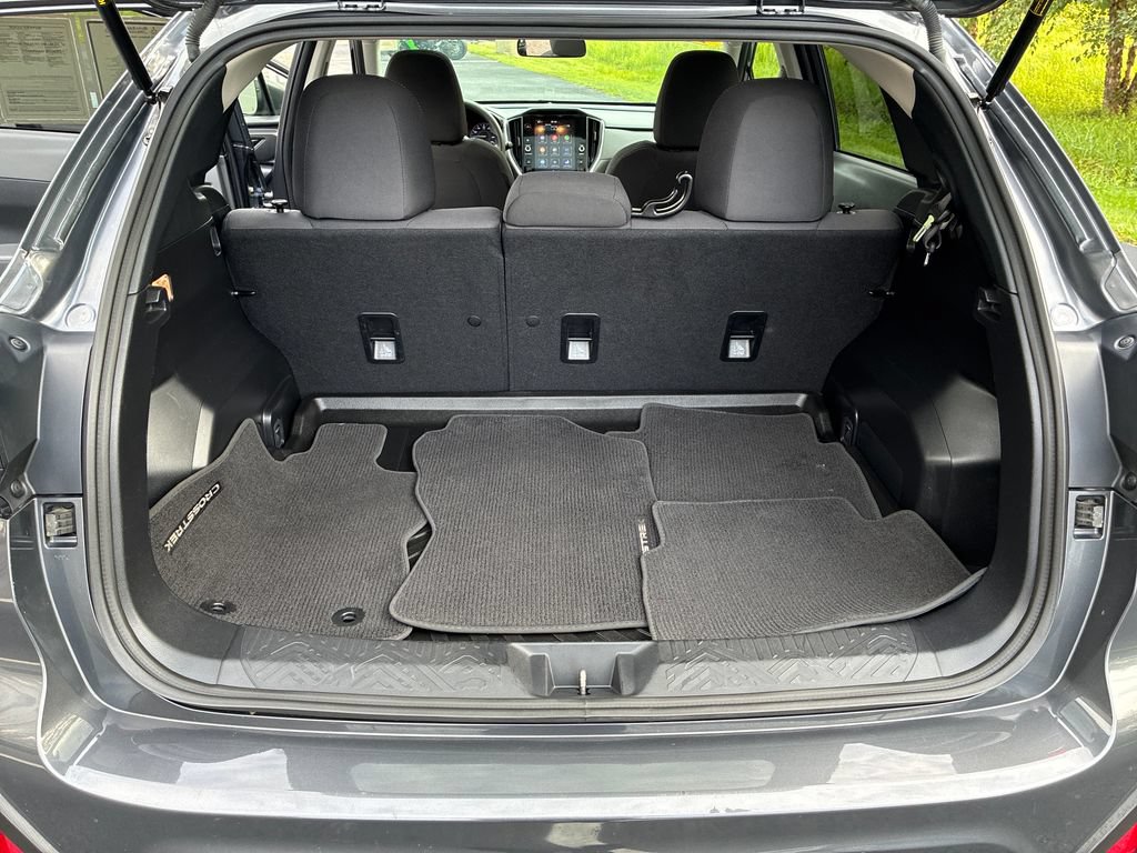 Used 2025 Subaru Crosstrek 2.5i Premium AWD/4WD image 17