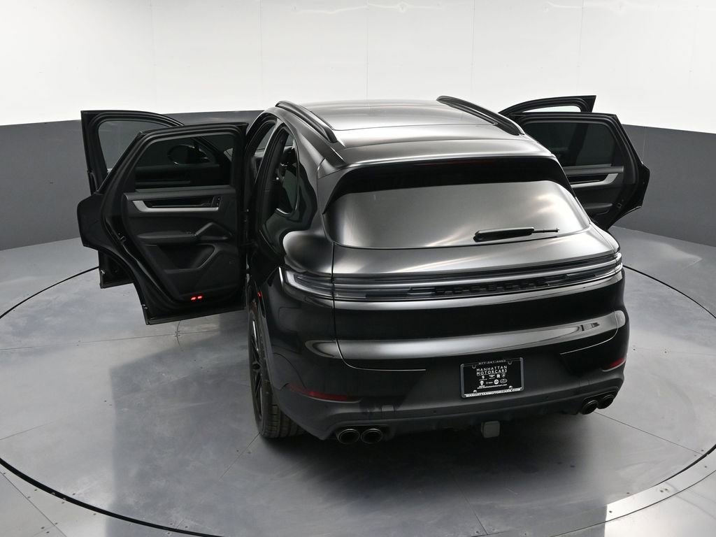 New 2026 Porsche Cayenne S image 34