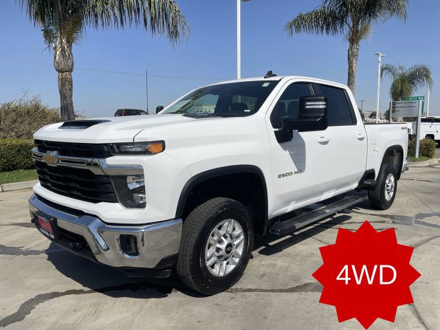 Used 2025 Chevrolet Silverado 2500 LT w/ Convenience Package AWD/4WD image 1