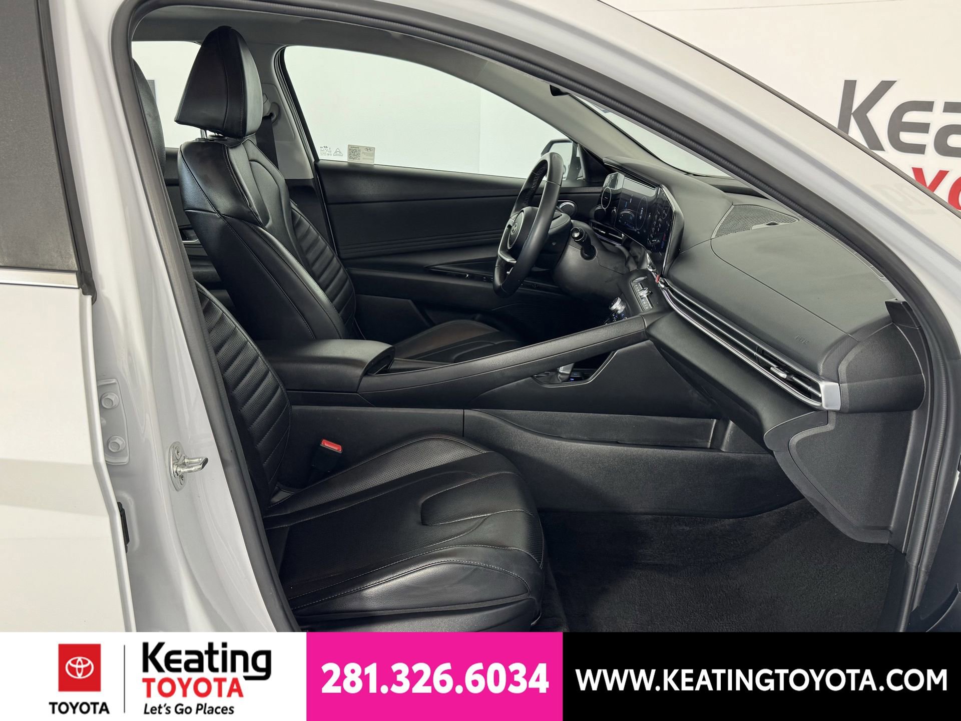 Used 2024 Hyundai Elantra Limited FWD image 21