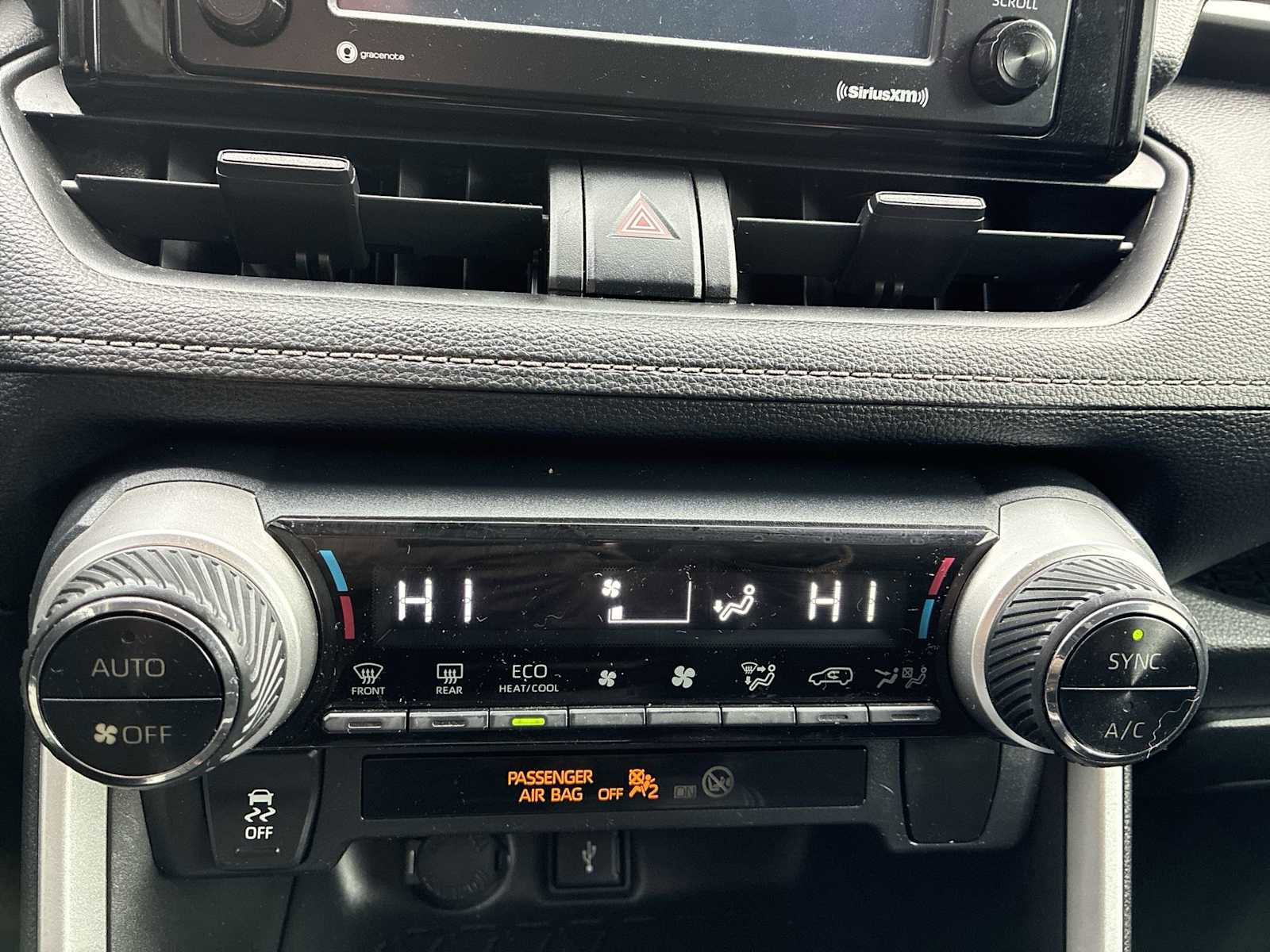 Used 2020 Toyota RAV4 LE image 25