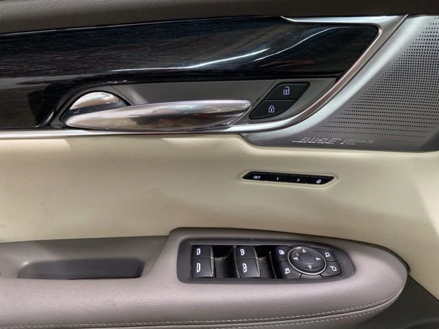 Used 2023 Cadillac XT6 Premium Luxury w/ Technology Package AWD/4WD image 30