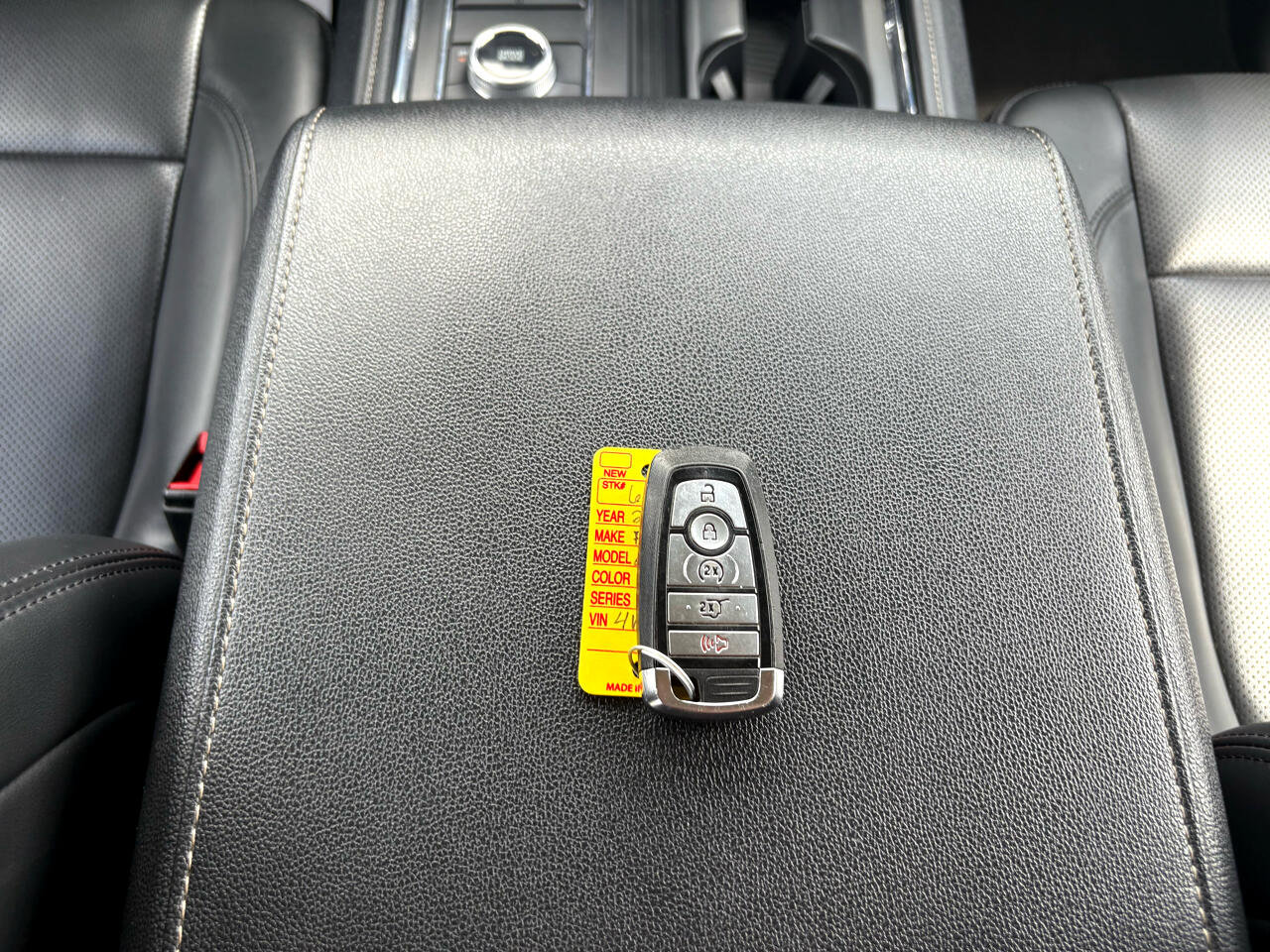 Used 2023 Ford Expedition Max XLT image 27