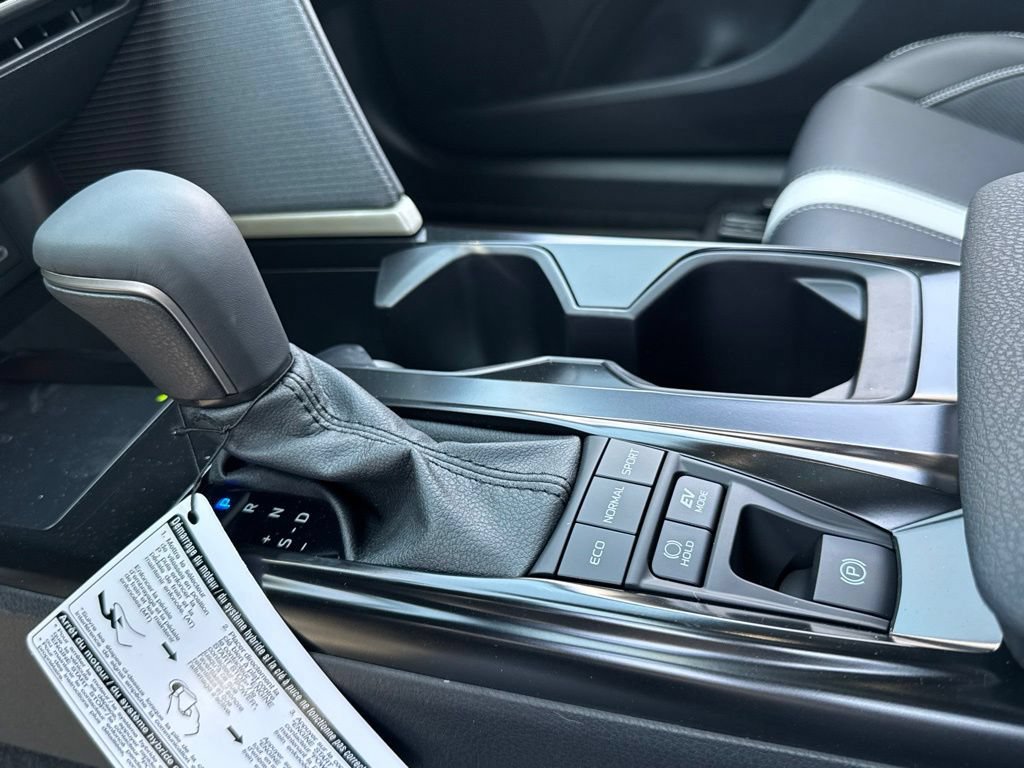 New 2026 Toyota Camry SE FWD image 27